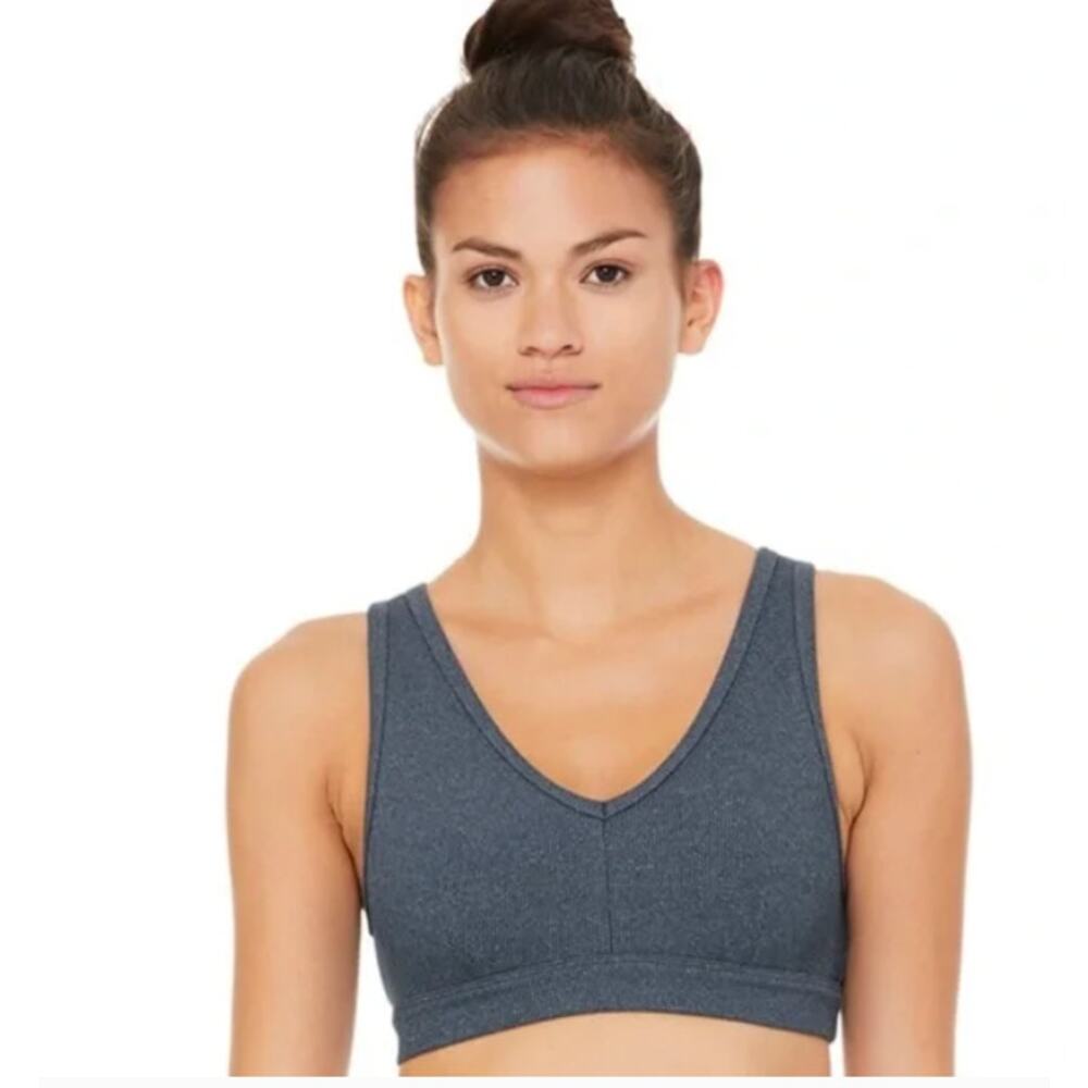 Alo Togetherness Sports bra in Eclipse Heather Womens Small